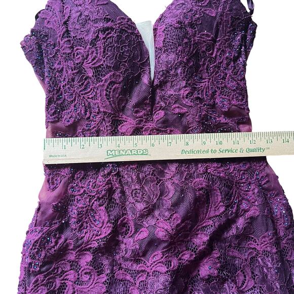 La Femme Women's 8 Dark Berry Deep V-neck Stretch Sparkle Embellished Lace Gown - Picture 13 of 16